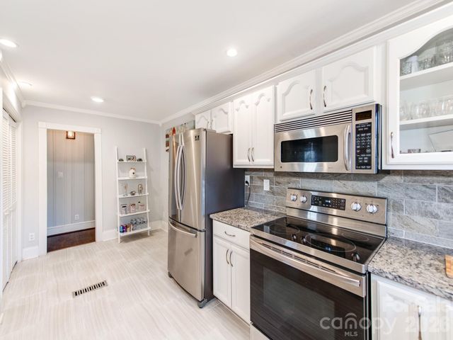 638 Fugate Avenue, Charlotte, NC 28205