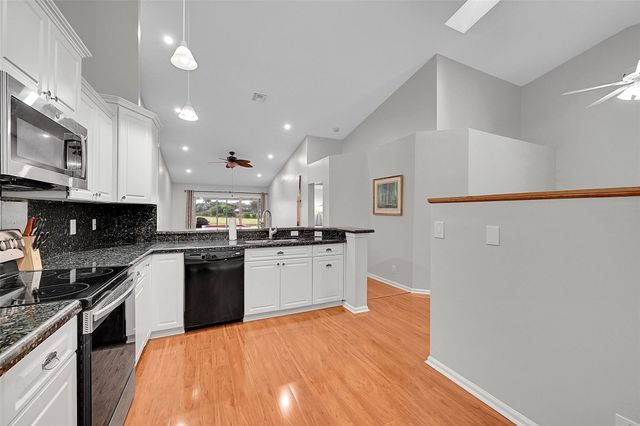 7428 S Pinewalk Dr S 18-4, Margate, FL 33063