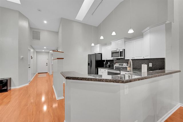 7428 S Pinewalk Dr S 18-4, Margate, FL 33063