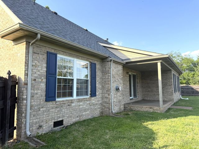 5615 Kiowa Circle, Evansville, IN 47715
