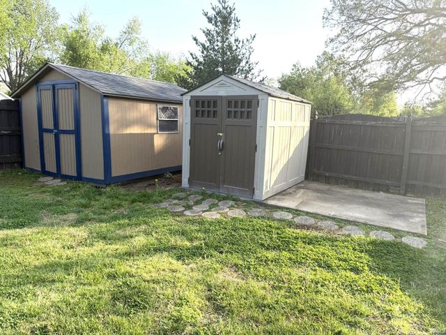 5615 Kiowa Circle, Evansville, IN 47715