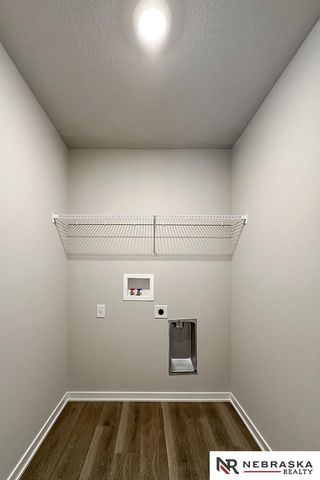 8516 S 184th Way, Gretna, NE 68136