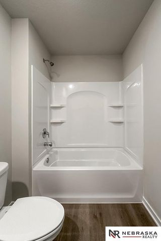 8516 S 184th Way, Gretna, NE 68136