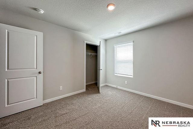 8516 S 184th Way, Gretna, NE 68136