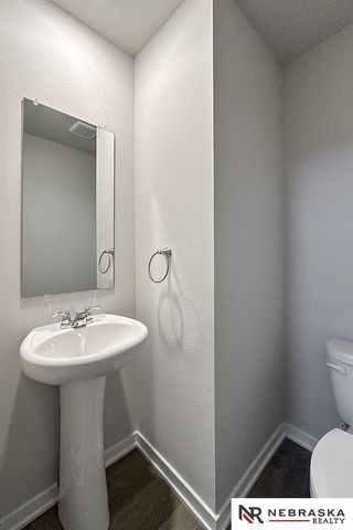 8516 S 184th Way, Gretna, NE 68136