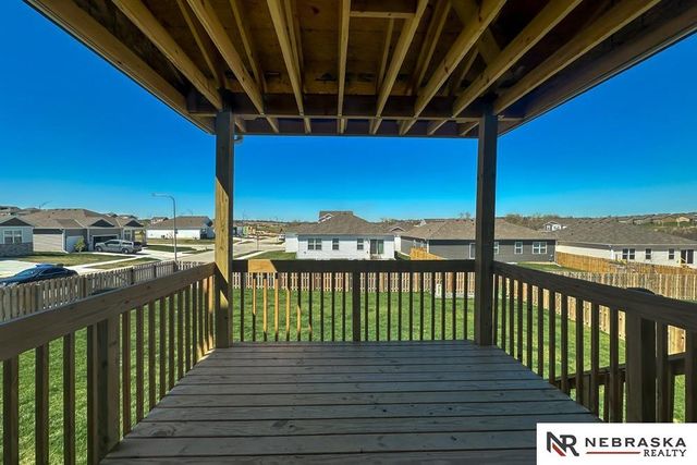 8516 S 184th Way, Gretna, NE 68136