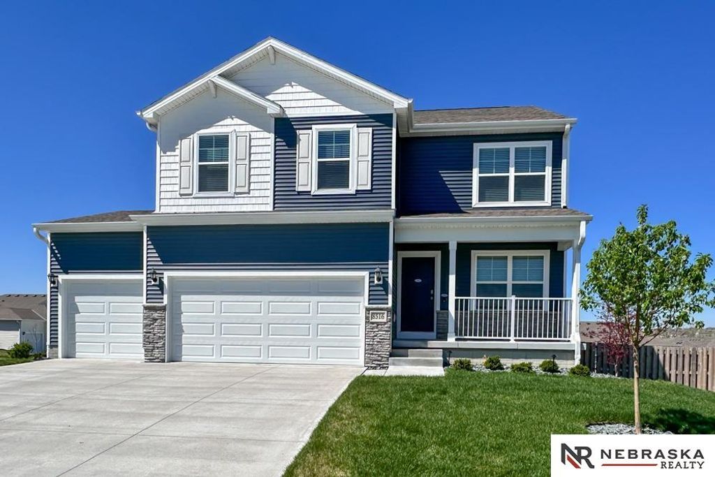 8516 S 184th Way, Gretna, NE 68136