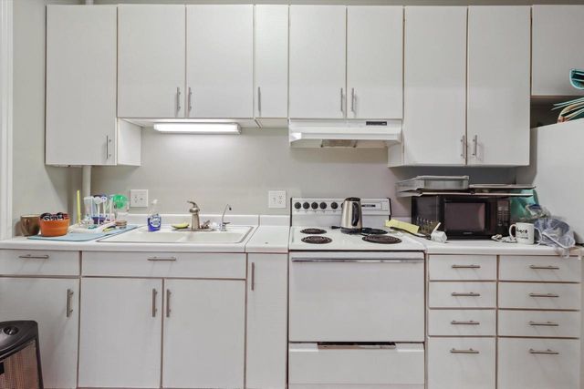 220 S Academy Street, Janesville, WI 53548