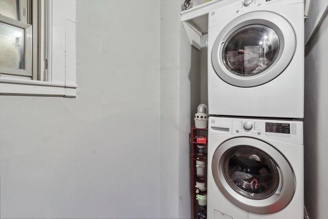 220 S Academy Street, Janesville, WI 53548