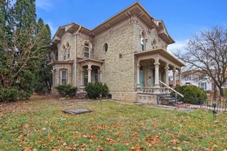 220 S Academy Street, Janesville, WI 53548