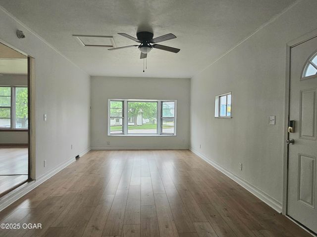 801 S St Louis Avenue, Joplin, MO 64801