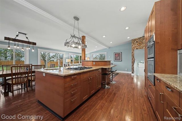 3010 Starr Road, Royal Oak, MI 48073