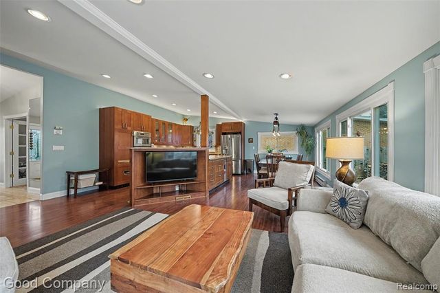 3010 Starr Road, Royal Oak, MI 48073