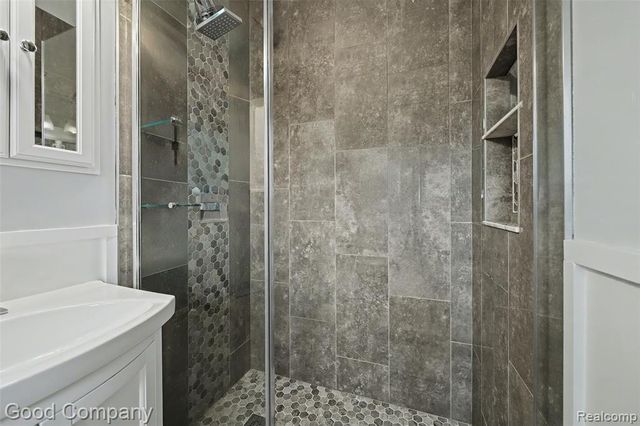 3010 Starr Road, Royal Oak, MI 48073