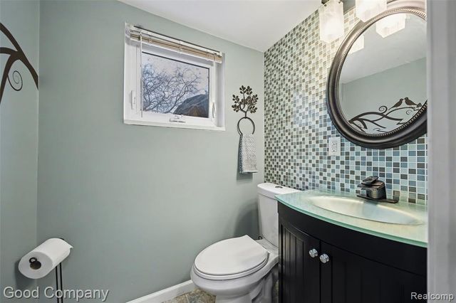 3010 Starr Road, Royal Oak, MI 48073