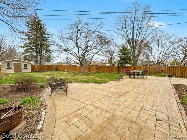 3010 Starr Road, Royal Oak, MI 48073