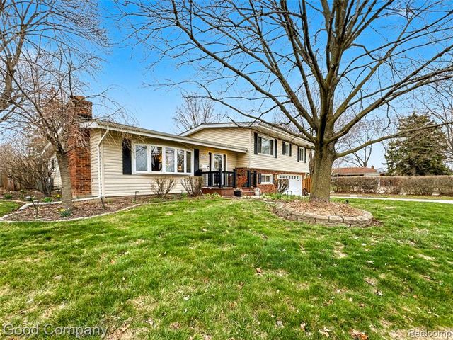 3010 Starr Road, Royal Oak, MI 48073