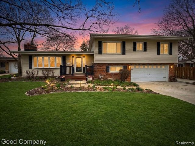 3010 Starr Road, Royal Oak, MI 48073