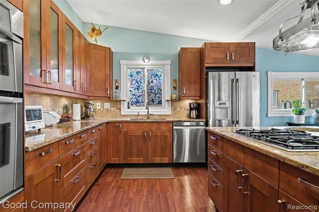 3010 Starr Road, Royal Oak, MI 48073