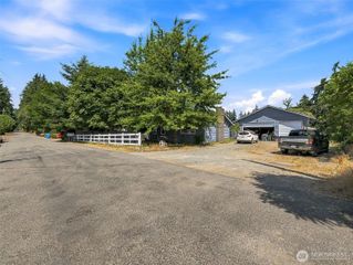 10723 59th Avenue E, Puyallup, WA 98373