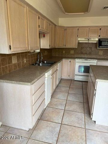 6160 E ROOSEVELT Street, Apache Junction, AZ 85119