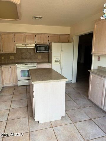 6160 E ROOSEVELT Street, Apache Junction, AZ 85119