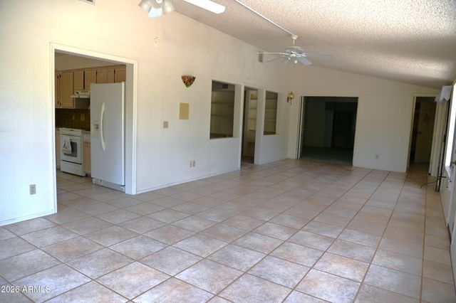 6160 E ROOSEVELT Street, Apache Junction, AZ 85119