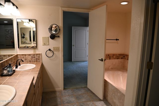 6160 E ROOSEVELT Street, Apache Junction, AZ 85119