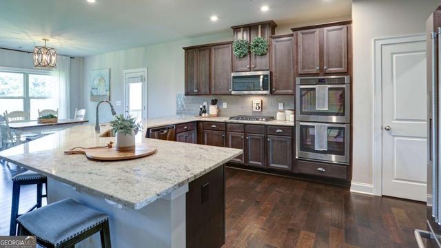 8325 Post Oak Lane, Gainesville, GA 30506