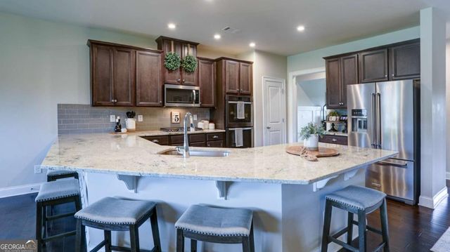 8325 Post Oak Lane, Gainesville, GA 30506