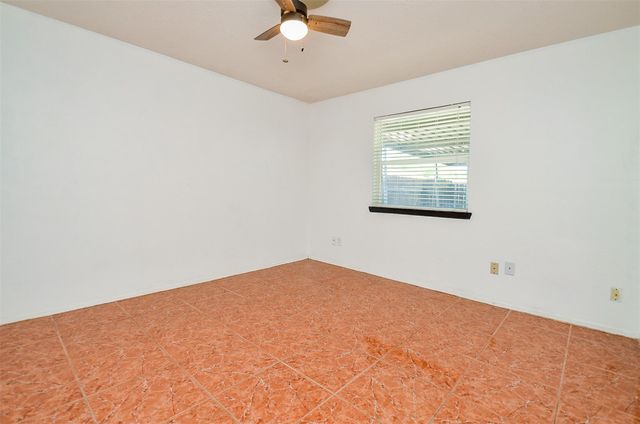 7323 Cook Road, Houston, TX 77072
