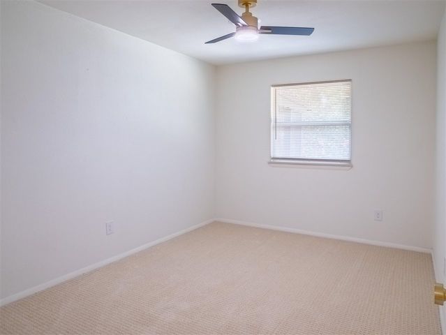 6305 NW Cheyenne Ave, Lawton, OK 73505