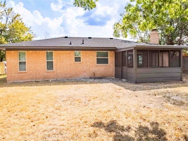 6305 NW Cheyenne Ave, Lawton, OK 73505