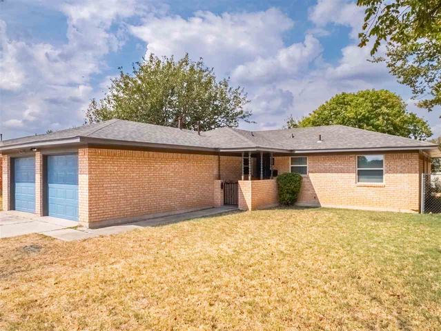 6305 NW Cheyenne Ave, Lawton, OK 73505