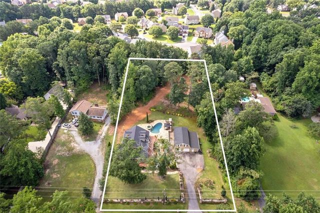 335 Level Creek Road, Sugar Hill, GA 30518