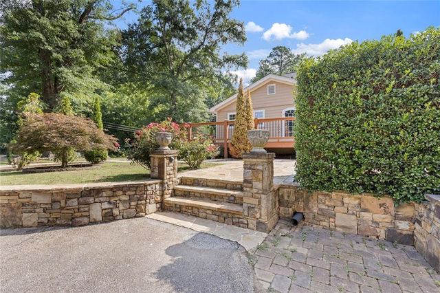 335 Level Creek Road, Sugar Hill, GA 30518