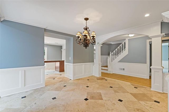 335 Level Creek Road, Sugar Hill, GA 30518