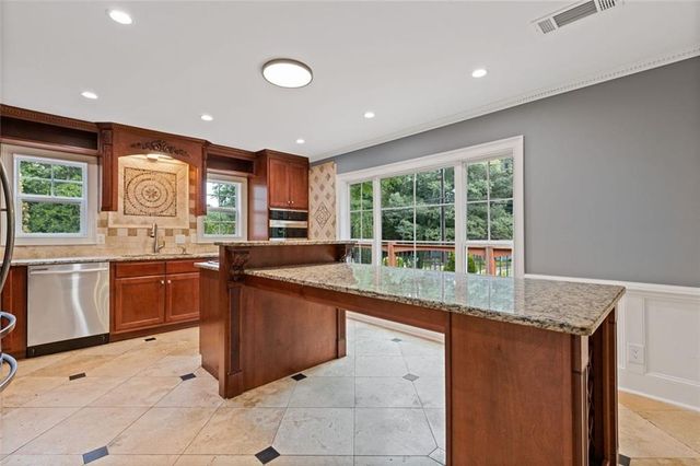 335 Level Creek Road, Sugar Hill, GA 30518