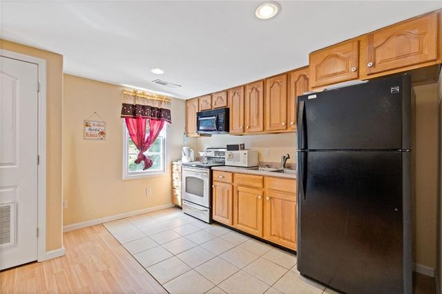 335 Level Creek Road, Sugar Hill, GA 30518