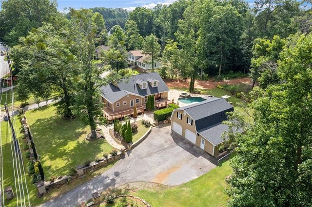 335 Level Creek Road, Sugar Hill, GA 30518
