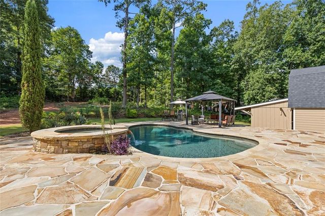 335 Level Creek Road, Sugar Hill, GA 30518