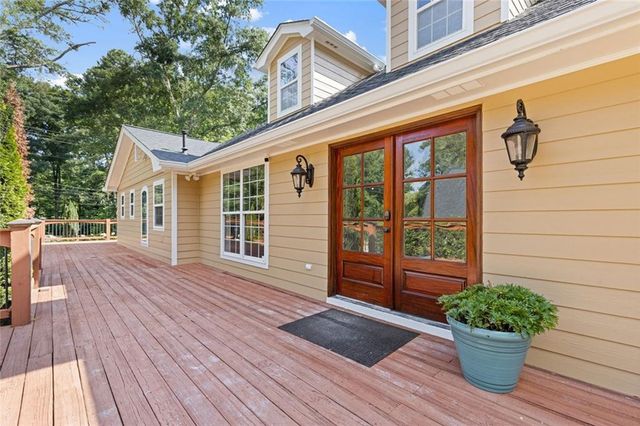 335 Level Creek Road, Sugar Hill, GA 30518