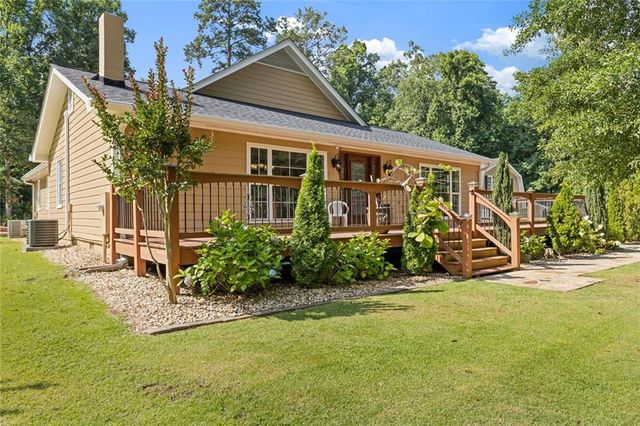 335 Level Creek Road, Sugar Hill, GA 30518