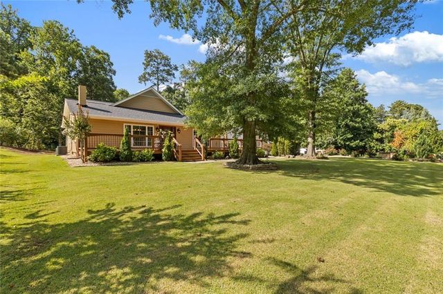 335 Level Creek Road, Sugar Hill, GA 30518