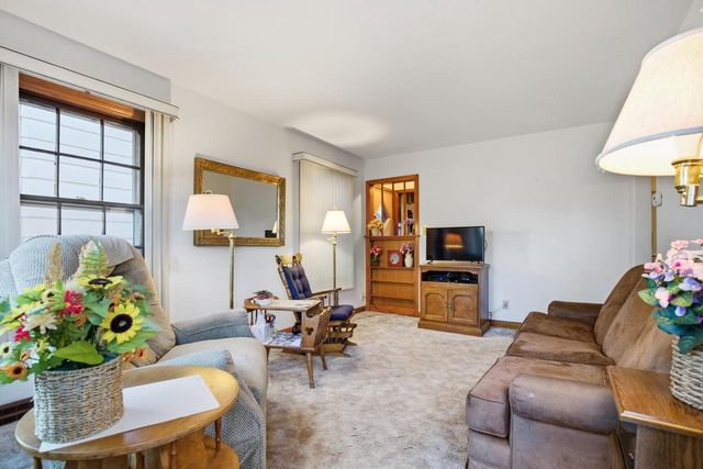 3811 E Pulaski AVENUE, Cudahy, WI 53110