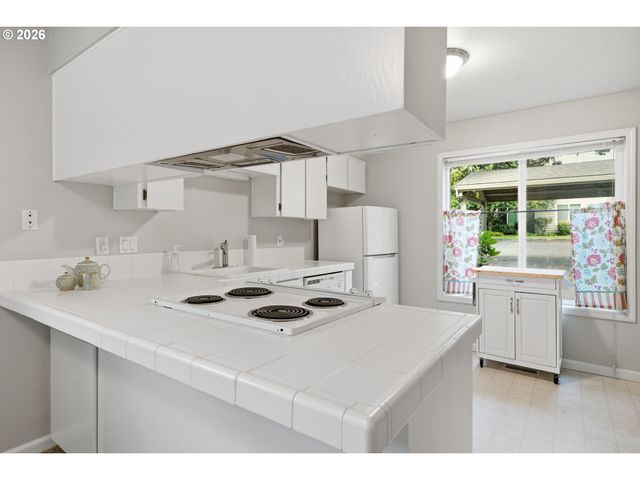 10900 Sw 76TH Pl 29, Portland, OR 97223