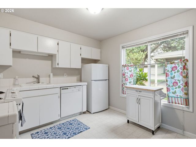 10900 Sw 76TH Pl 29, Portland, OR 97223