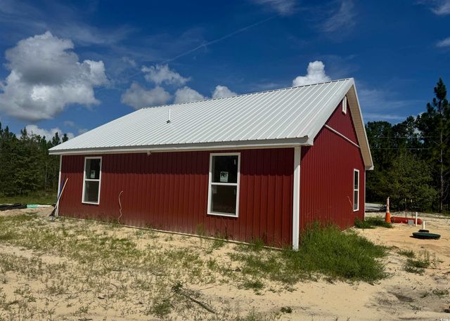 1698 Carriage Dr., Loris, SC 29569