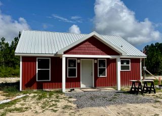 1698 Carriage Dr., Loris, SC 29569