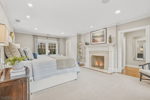 2 Robert Dr, Millburn Twp., NJ 07078